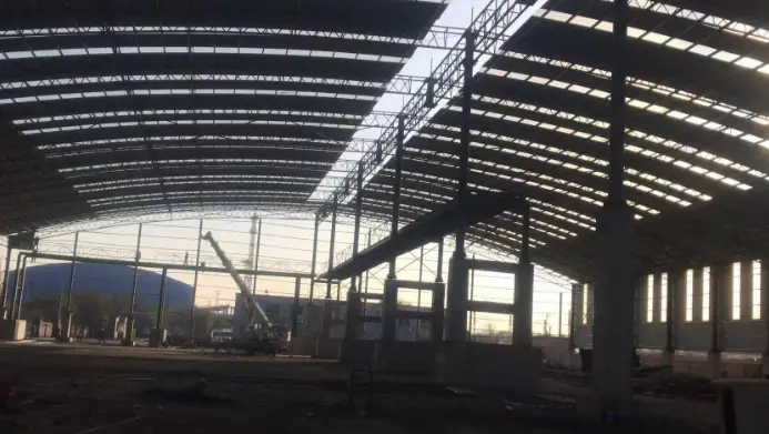 苏尼特碱业有限公司煤棚封闭工程