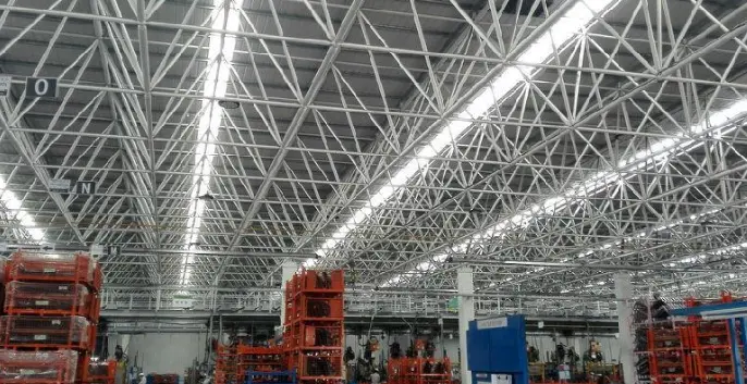 论钢结构建筑中网架的个性及市场远景